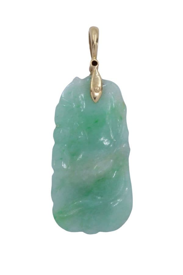 PENDENTIF JADE ET DIAMANT — vue 3