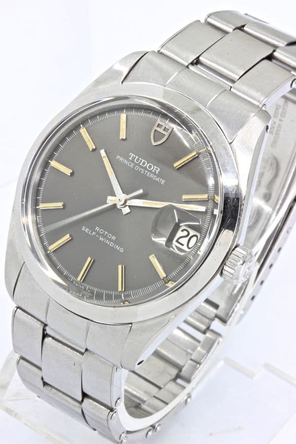 TUDOR PRINCE OYSTERDATE — vue 4