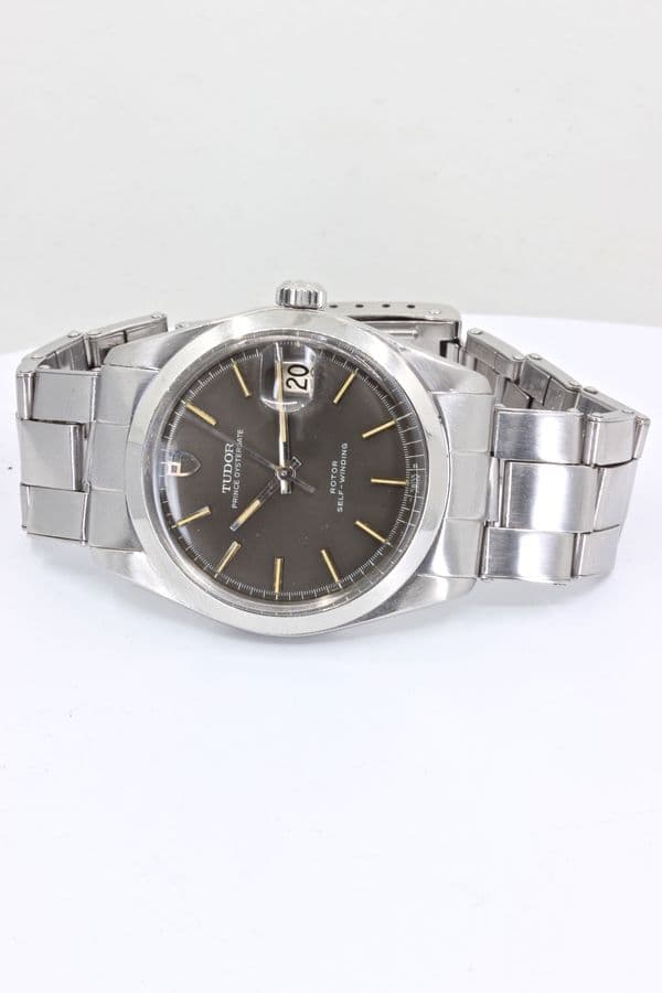TUDOR PRINCE OYSTERDATE — vue 5