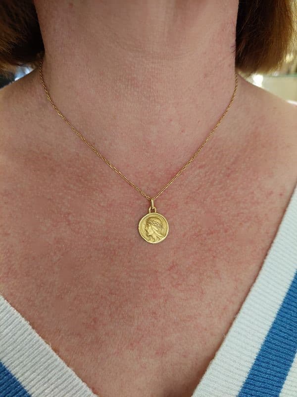 MÉDAILLE CHRIST SIGNÉE AUGIS — vue 2