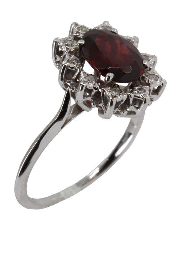 BAGUE MARGUERITE GRENAT — vue 3