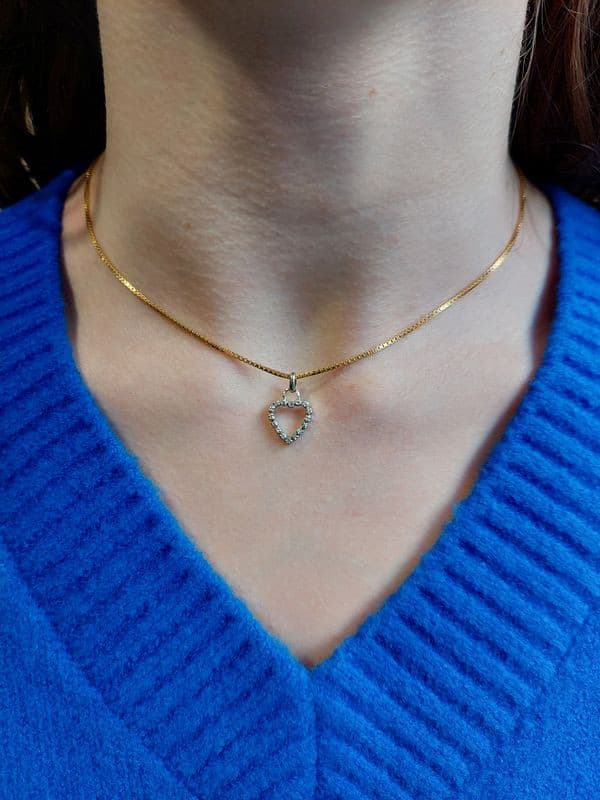PENDENTIF CŒUR DIAMANTS — vue 2
