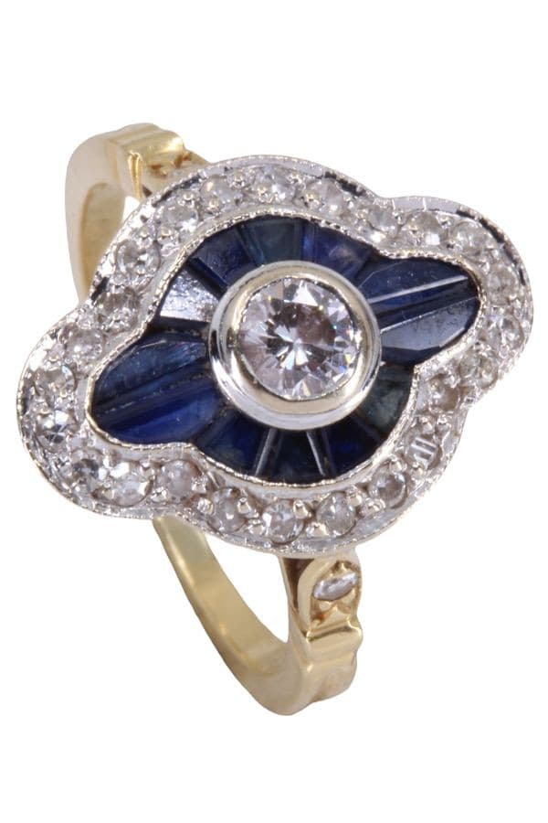 BAGUE MARQUISE SAPHIRS ET DIAMANTS — vue 4