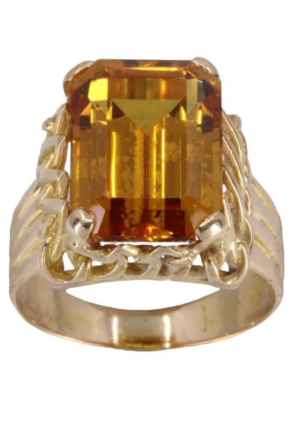 BAGUE ANCIENNE SAPHIR JAUNE — vue 1