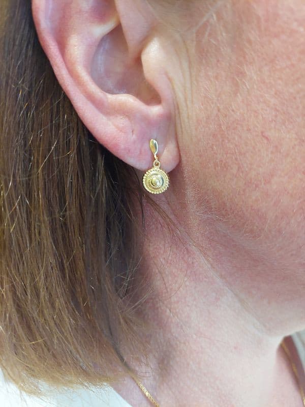 BOUCLES D'OREILLES PENDANTES — vue 2