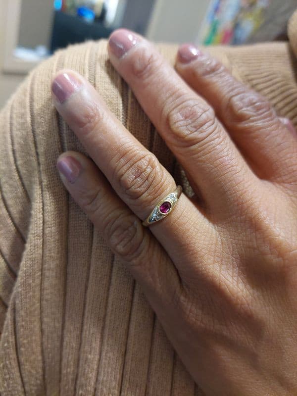 BAGUE JONC RUBIS ET DIAMANTS — vue 2