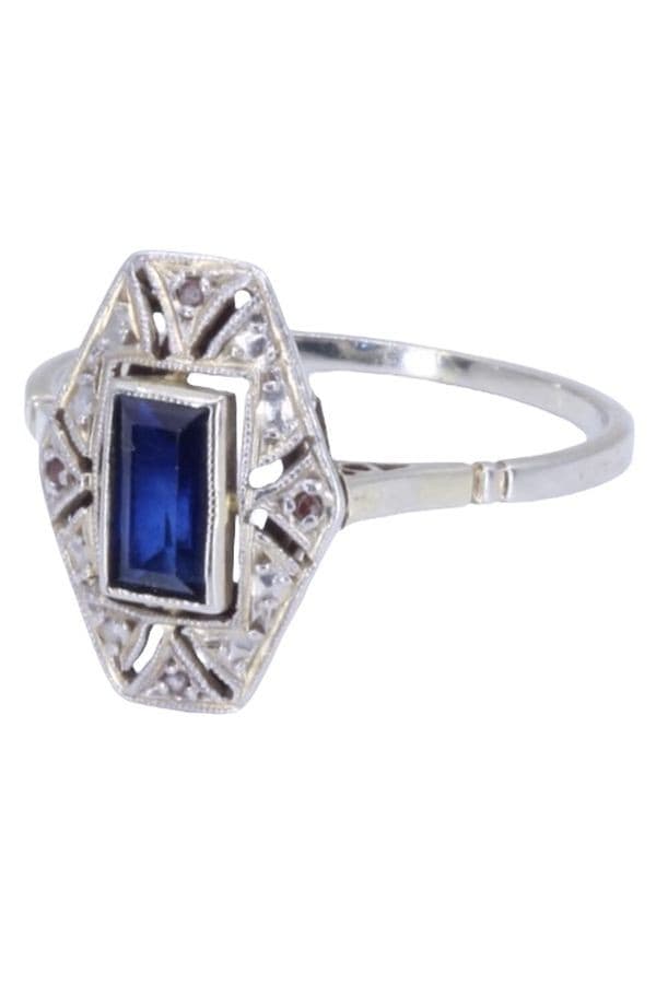 BAGUE ART-DÉCO SAPHIR ET DIAMANT — vue 3