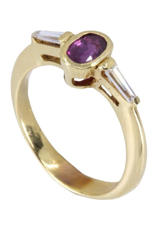 BAGUE MODERNE DIAMANTS ET RUBIS — vue 5