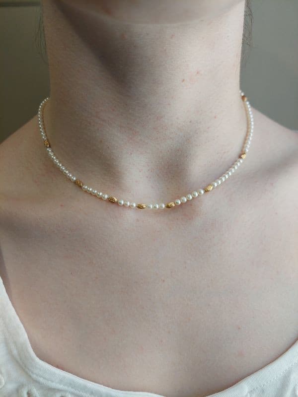 COLLIER DE PERLES — vue 2