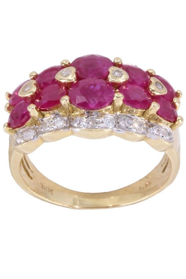 BAGUE MODERNE RUBIS ET DIAMANTS — vue 1