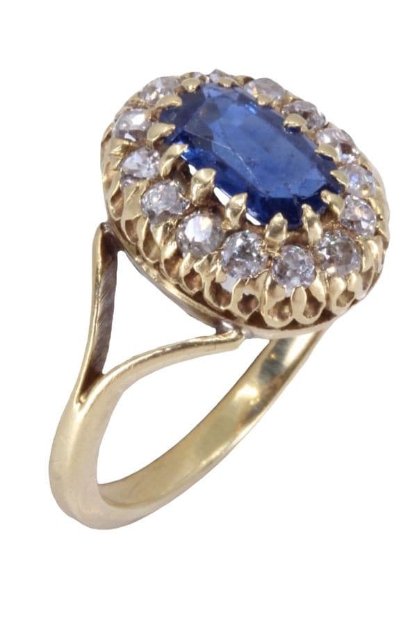 BAGUE MARGUERITE SAPHIR ET DIAMANTS — vue 3