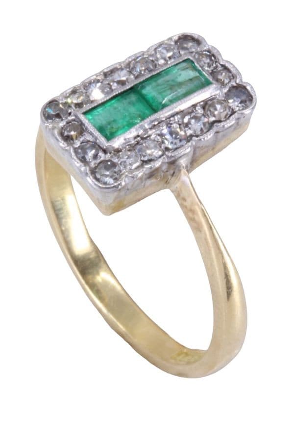 BAGUE ANCIENNE ÉMERAUDES ET DIAMANTS — vue 5