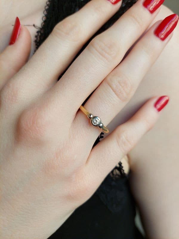 SOLITAIRE DIAMANT 0.07 CARAT — vue 2