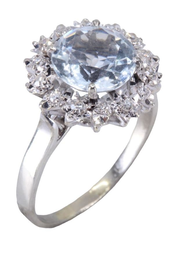 BAGUE ANCIENNE AIGUE-MARINE ET DIAMANTS — vue 3
