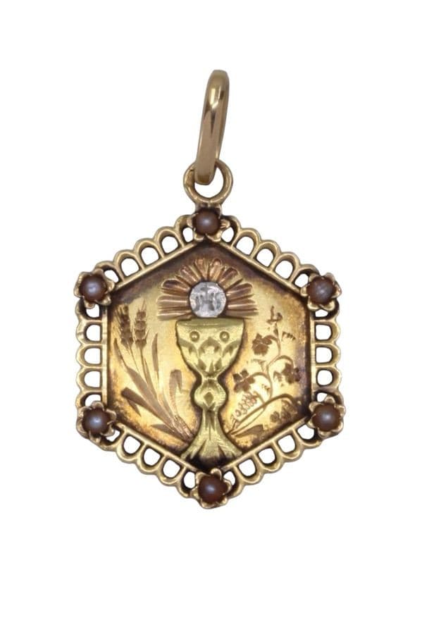 MÉDAILLE CALICE PERLES NAPOLÉON III