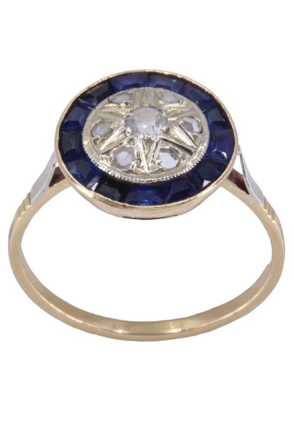 BAGUE ART-DÉCO SAPHIRS BLEUS ET BLANCS — vue 1