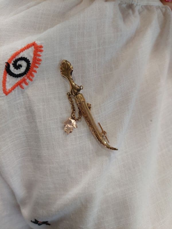 BROCHE SABRE — vue 2