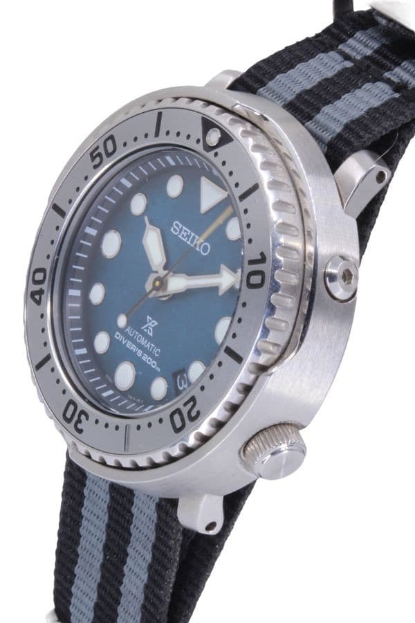 SEIKO PROSPEX "SAVE THE OCEAN" — vue 4
