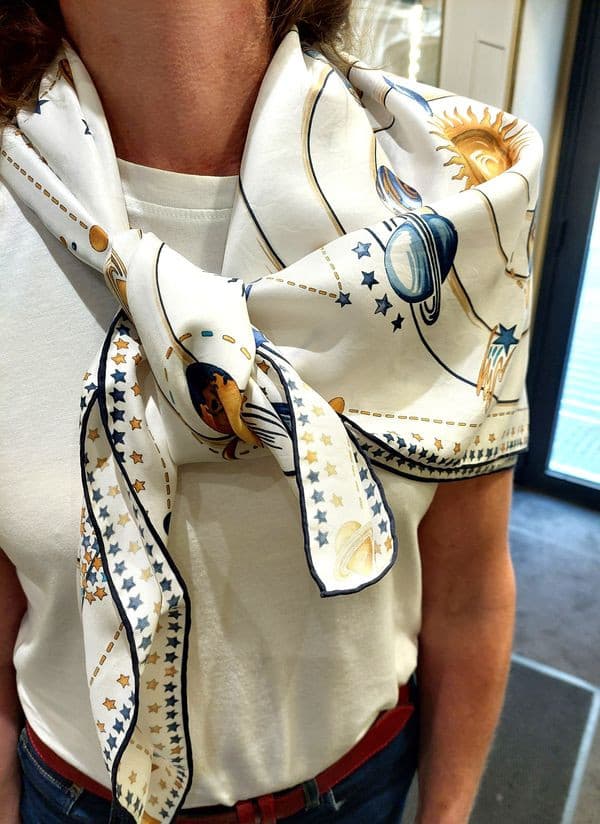 FOULARD LONGCHAMP — vue 2