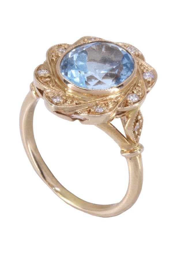 BAGUE POMPADOUR AIGUE-MARINE ET DIAMANTS — vue 4