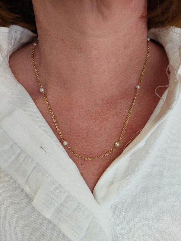 COLLIER MODERNE PERLES — vue 2