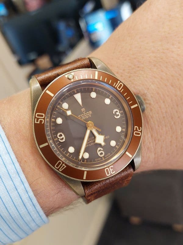 TUDOR BLACK BAY BRONZE - FULL SET — vue 2