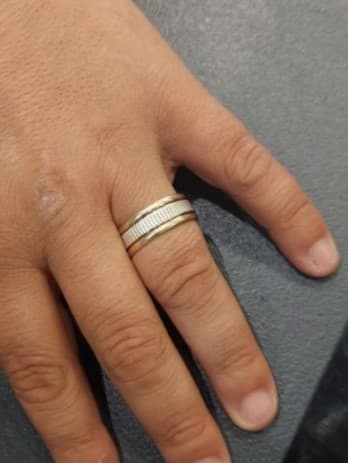 BAGUE 2 ORS GUY LAROCHE — vue 2