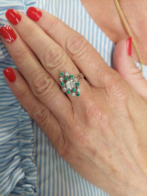 MARQUISE ANNÉES 50' ÉMERAUDES ET DIAMANTS — vue 2