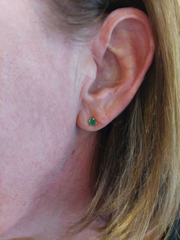 CLOUS ÉMERAUDES — vue 2