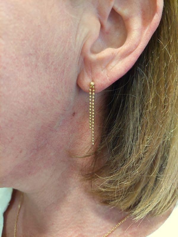 BOUCLES D'OREILLES PENDANTES — vue 2