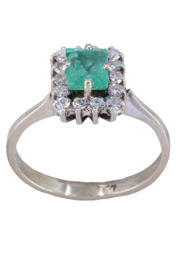 BAGUE MODERNE ÉMERAUDE ET DIAMANTS — vue 1