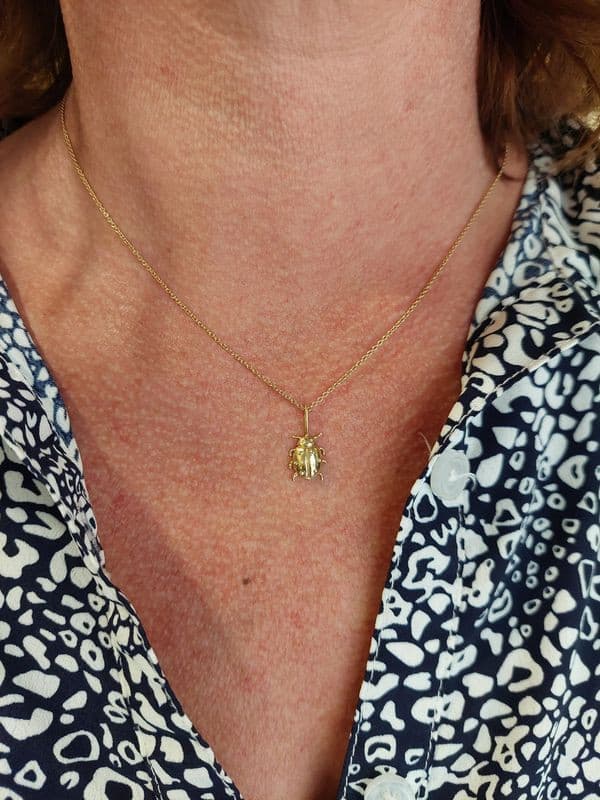 PENDENTIF COCCINELLE — vue 2