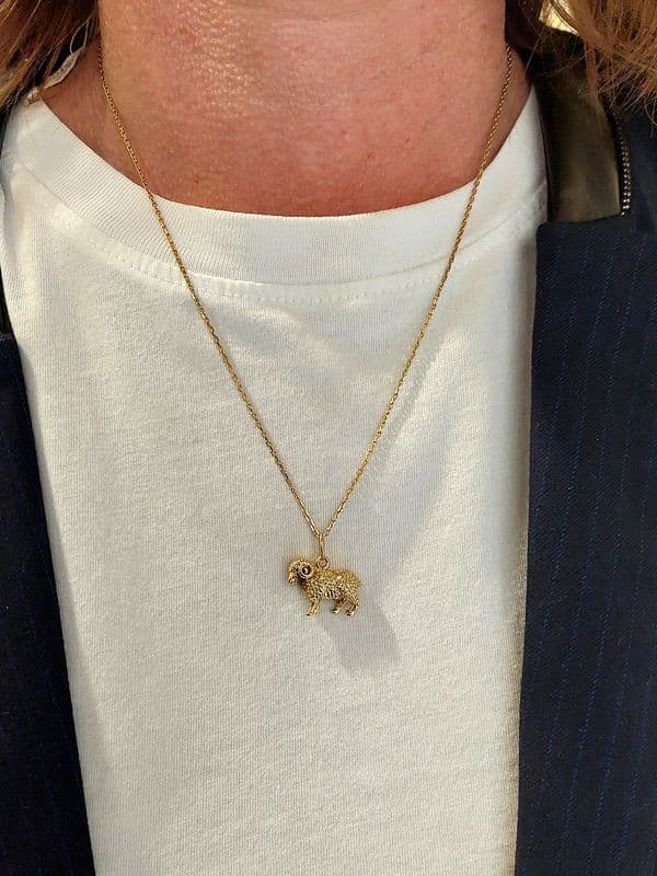 PENDENTIF BÉLIER — vue 2