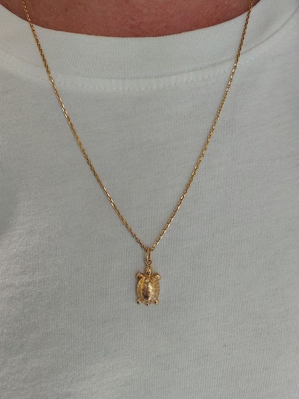 PENDENTIF TORTUE — vue 2