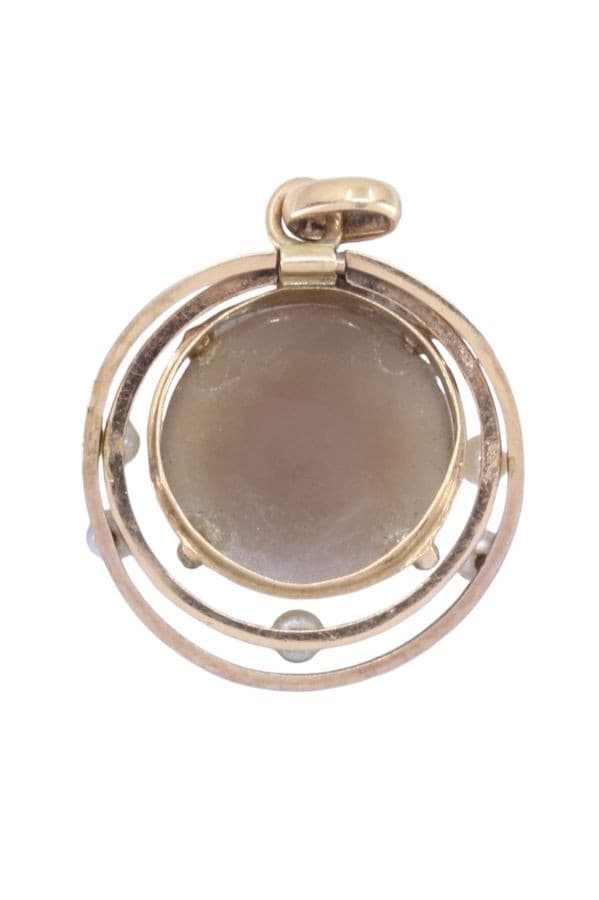 PENDENTIF CAMÉE ET PERLES — vue 3