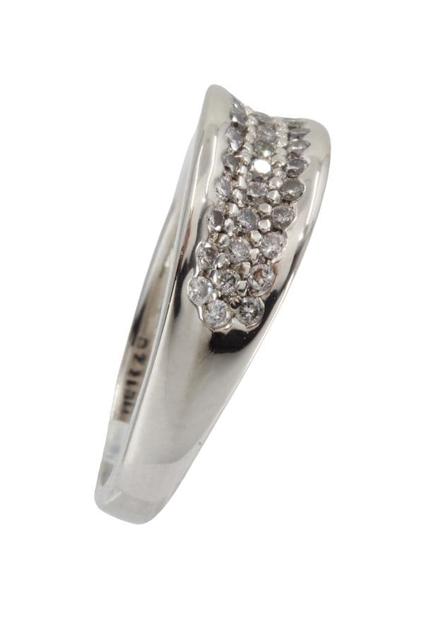BAGUE MODERNE PAVAGE DIAMANTS — vue 4