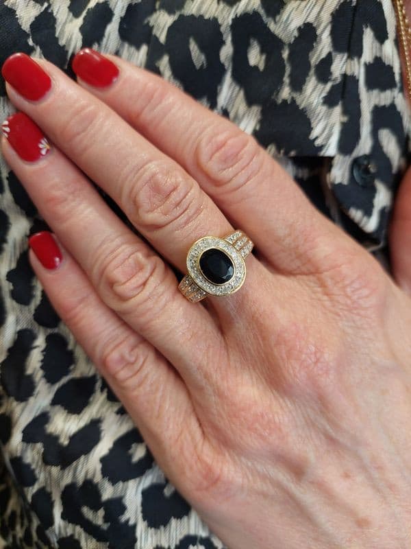 BAGUE SAPHIR ET DIAMANTS — vue 2