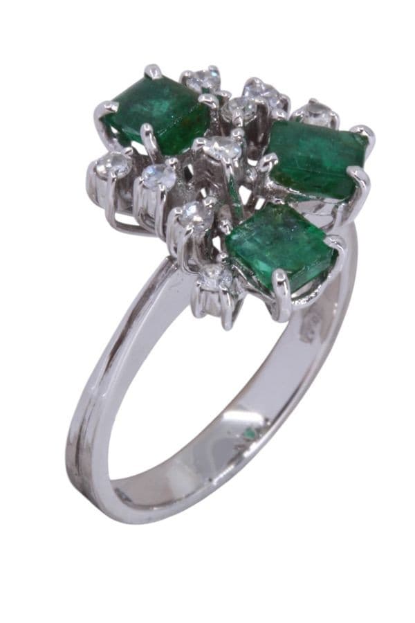 BAGUE ÉMERAUDES ET DIAMANTS ANNÉES 50' — vue 3