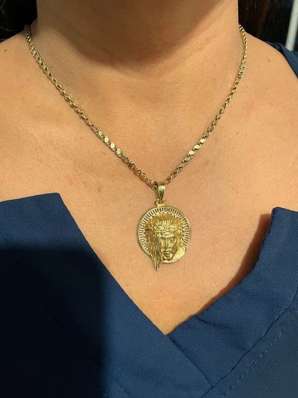 PENDENTIF CHRIST — vue 2