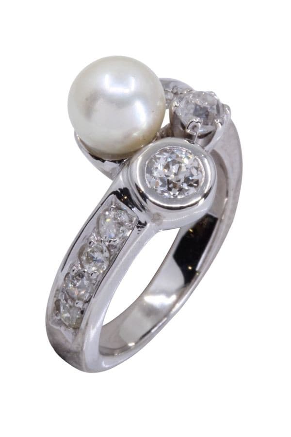 BAGUE ANCIENNE PERLE ET DIAMANTS — vue 4