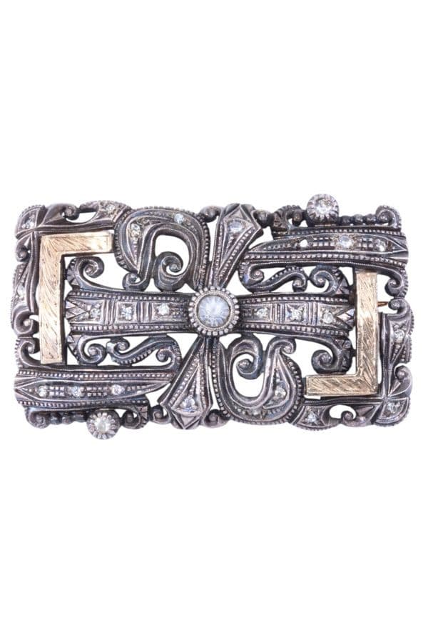 BROCHE ANCIENNE — vue 1