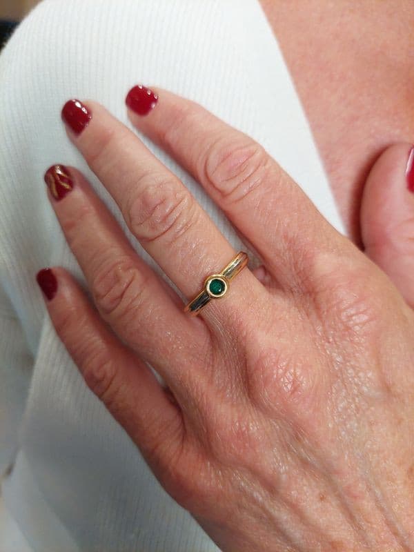 BAGUE CARTIER TRINITY — vue 2