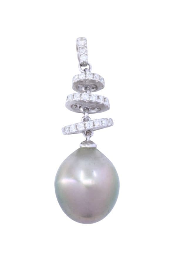 PENDENTIF PERLE DE TAHITI ET DIAMANTS — vue 1