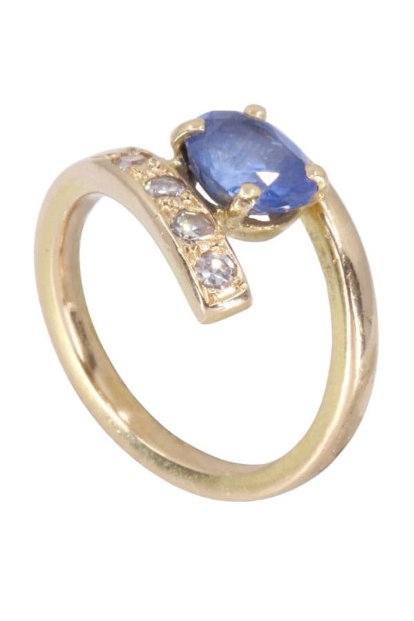 BAGUE MODERNE SAPHIR ET DIAMANTS — vue 5