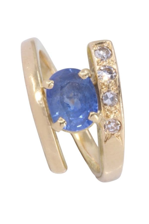 BAGUE MODERNE SAPHIR ET DIAMANTS — vue 4