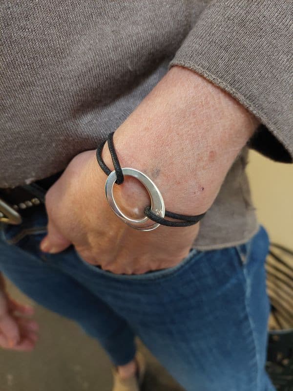 BRACELET MARC DELOCHE "GRIGRI OVALE" — vue 2