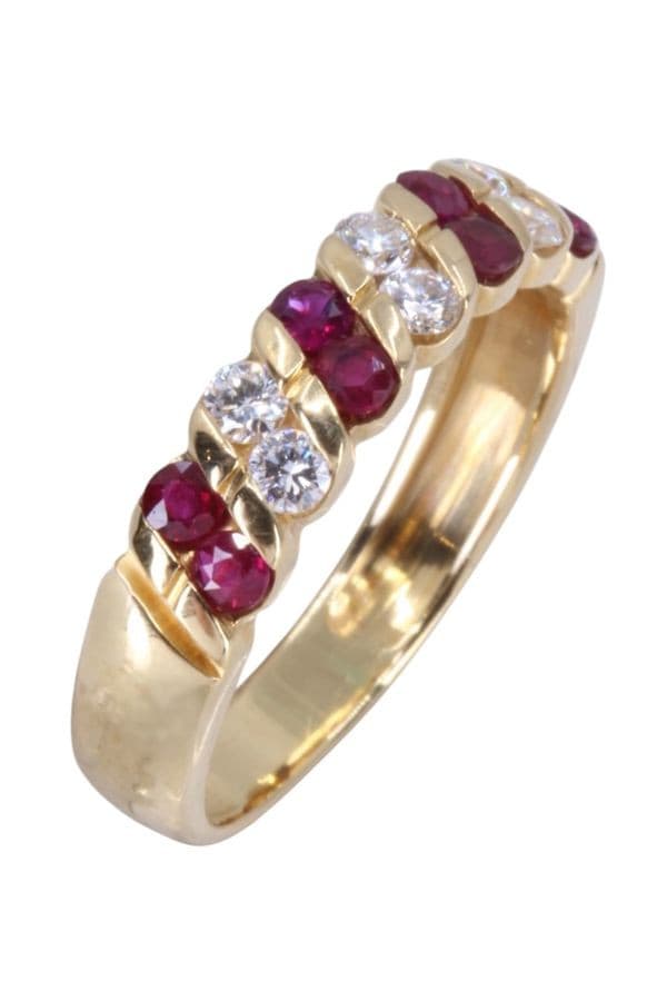 BAGUE MODERNE RUBIS ET DIAMANTS — vue 3
