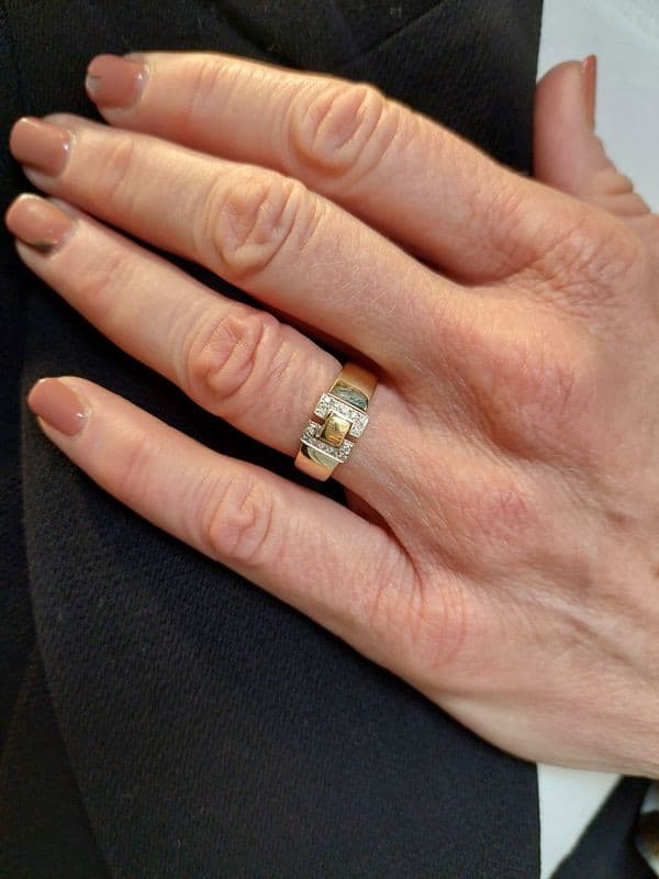BAGUE MODERNE DIAMANTS — vue 2