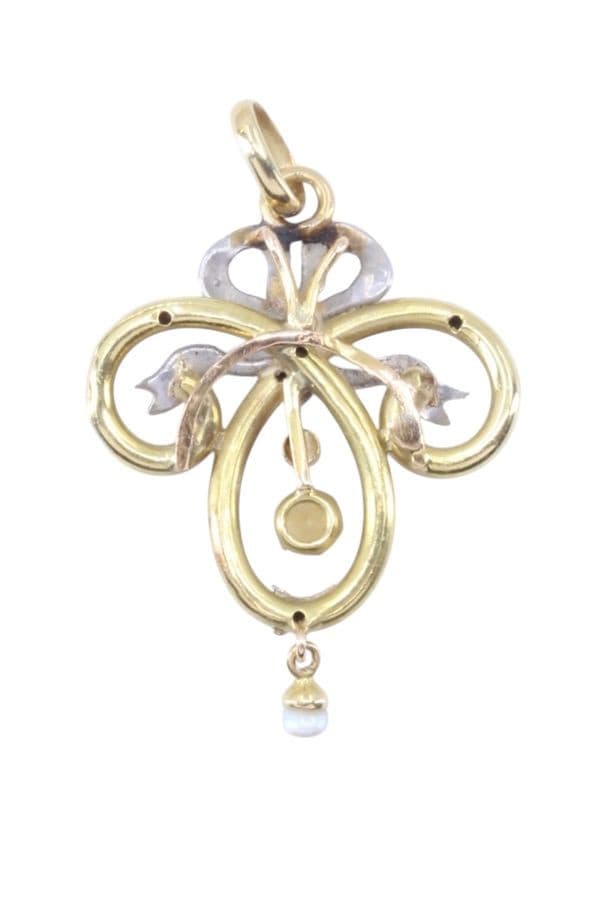 PENDENTIF ART-NOUVEAU PERLES ET DIAMANTS — vue 3