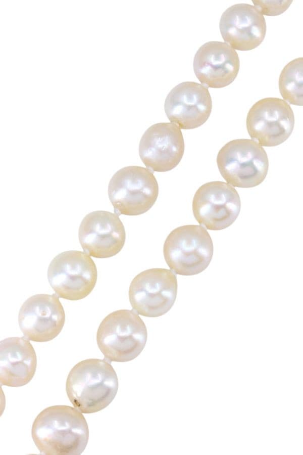 COLLIER DE PERLES — vue 3